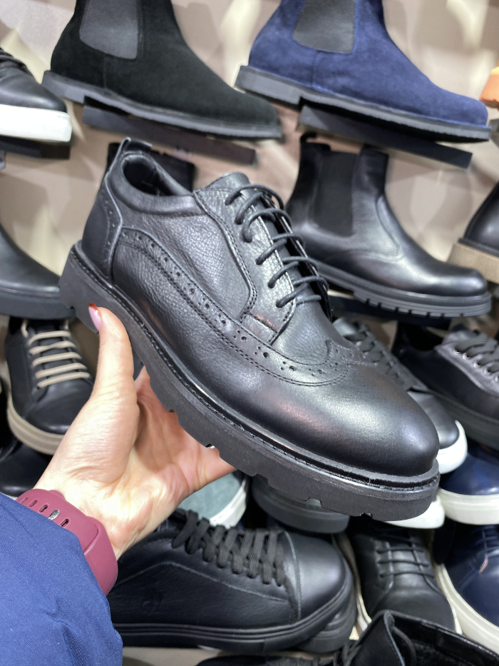 ლოფერი ოქსფორდის სტილში – ტყავი, თასმიანი, გამოყოფილი ძირი