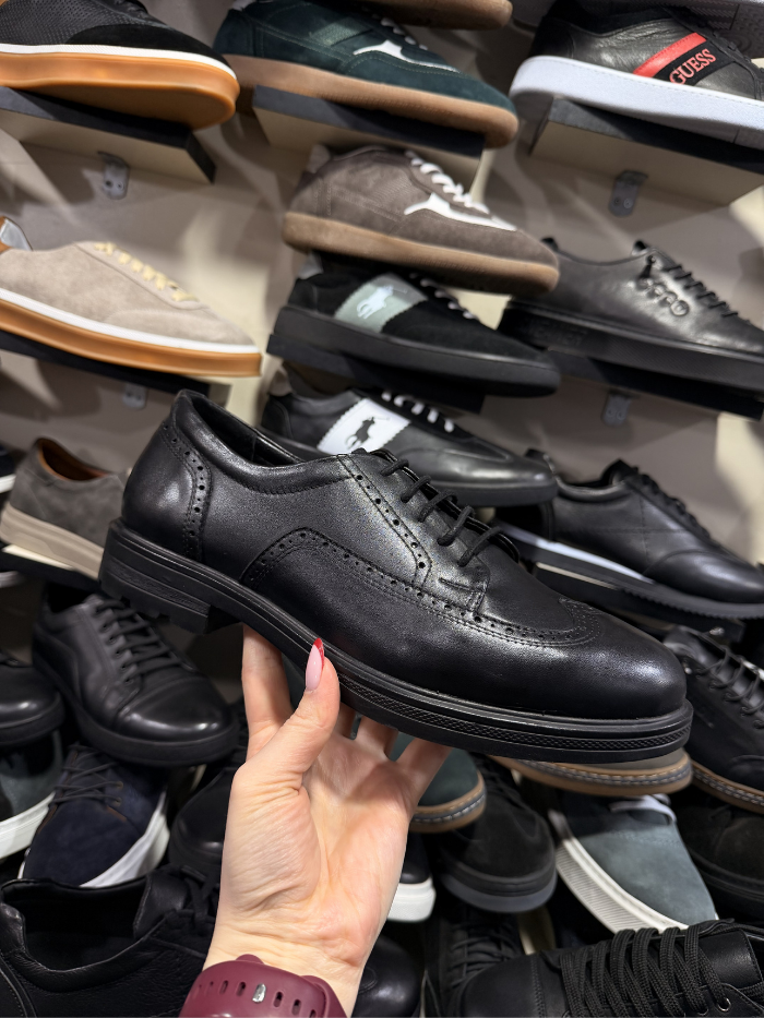 ლოფერი ოქსფორდის სტილში – ტყავი, თასმიანი, გამოყოფილი ძირი